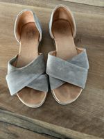 Sommersandalen Gr. 36 Wildlederoptik beige