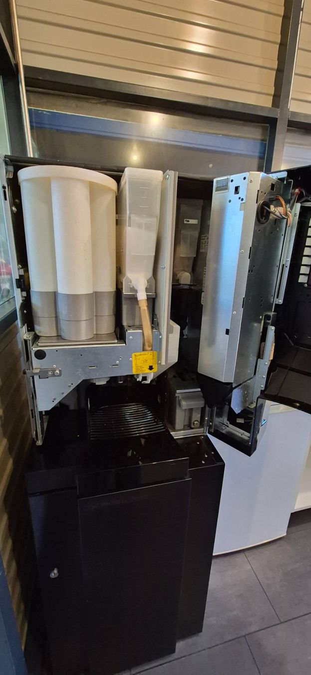 Selecta Altro per Gastronomia & Hotel: Machine Selecta distributeur de boisson – Usato da Champagne venduto da Lamar0 3