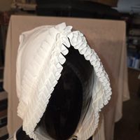 Weisses Haube - Vintage Charme für dein Zuhause! Bonnet