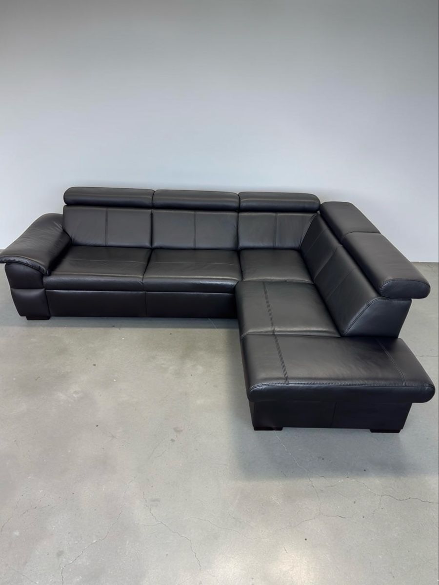 Sofas: Ecksofa aus echtem Leder, schwarz, mit Bettfunktion – D'occasion à Fehraltorf par Sofalab.swiss 5