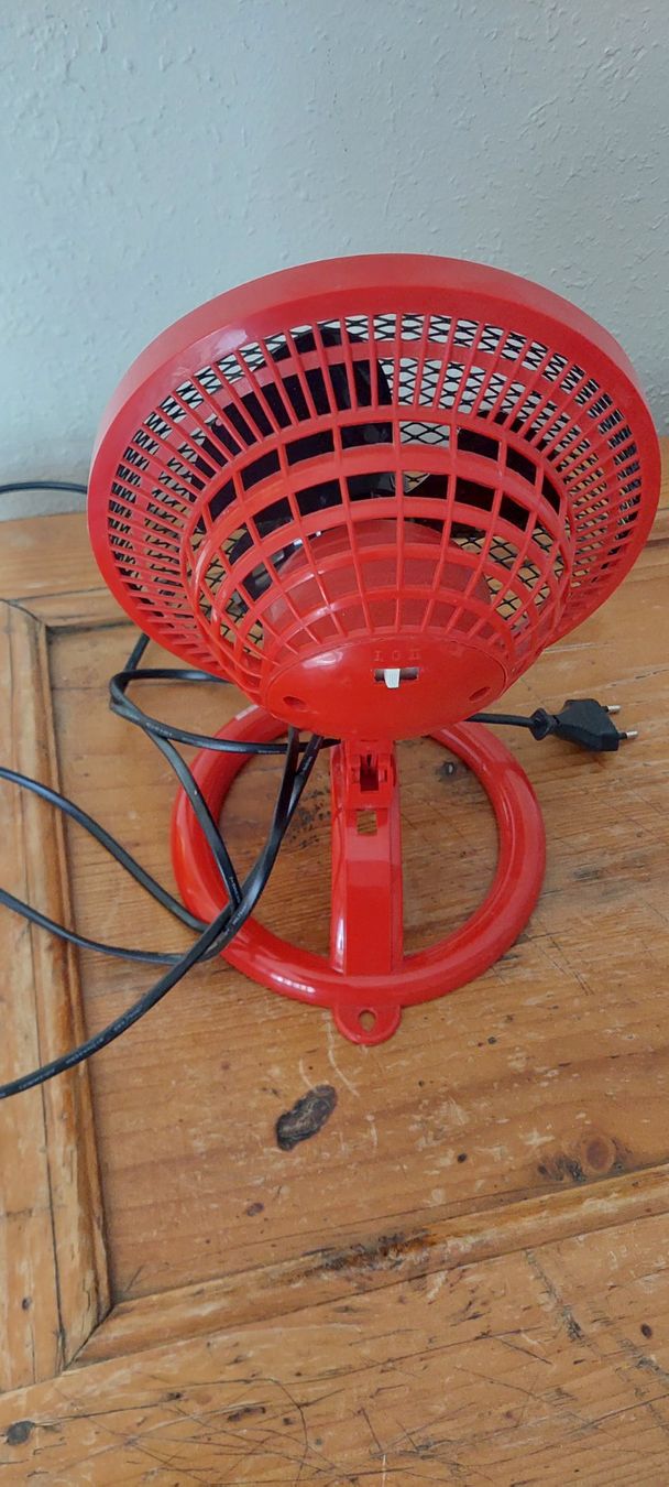 Trisa Ventilatoren: Trisa Ventilator rot – Gebraucht aus Rotkreuz von Dabmu 1