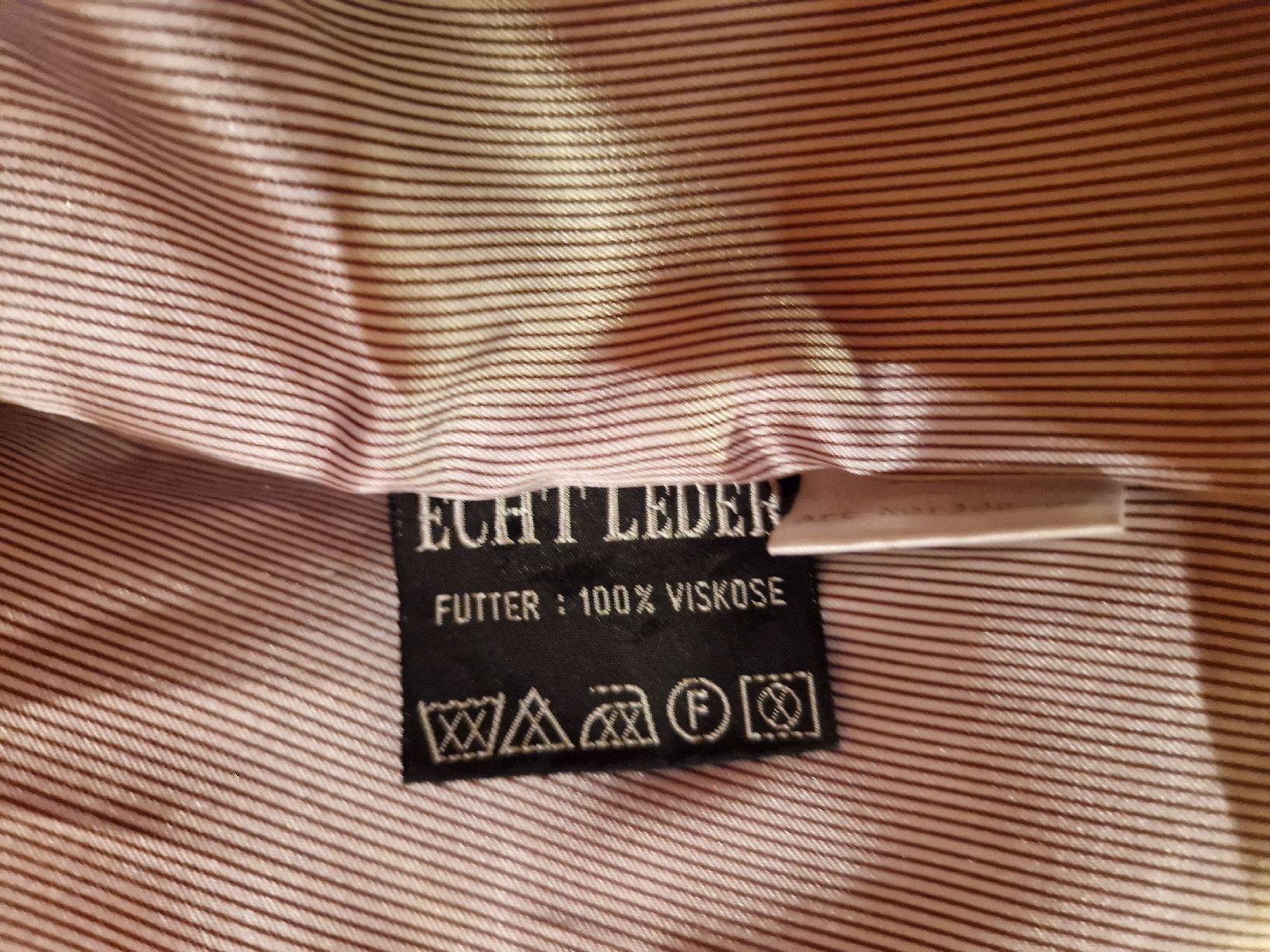 Massimo Dutti Mäntel: Echter Ledermantel gute Qualität von Massimo Dutti – Gebraucht aus Jona von HappyHappyHappyHappy 2