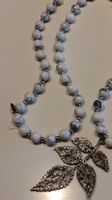 Collier perles et feuille E. Zahno créatrice  état neuf