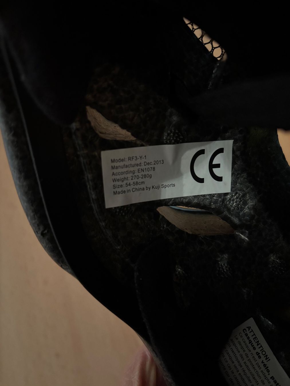 Caschi: Fahrradhelm | Velohelm – Usato da Seuzach venduto da Schwede83 3