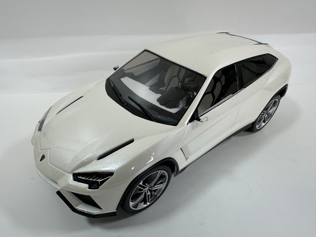 Lamborghini Modellini d'auto: Lamborghini Urus 1:18, weiss – Usato da Zofingen venduto da rf9_x2xt 1