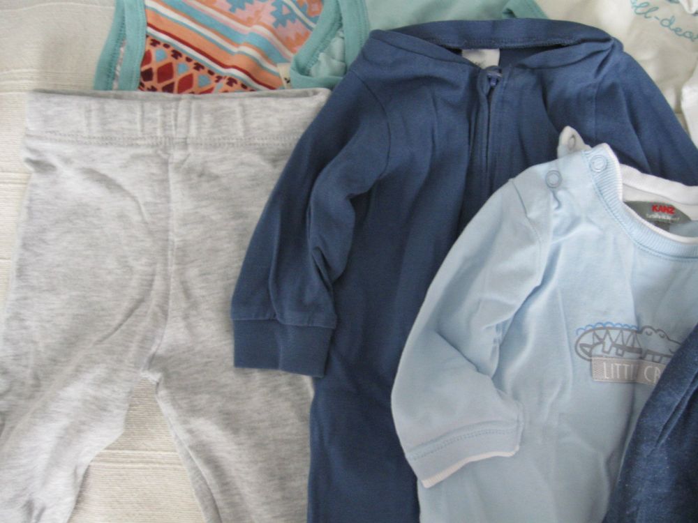 H&M Ensembles coordonnés: LOT aus 14 x Babybekleidung H&M/KUNIBOO Grösse 56 und 50/56 – D'occasion à Romanshorn par samo1974 1