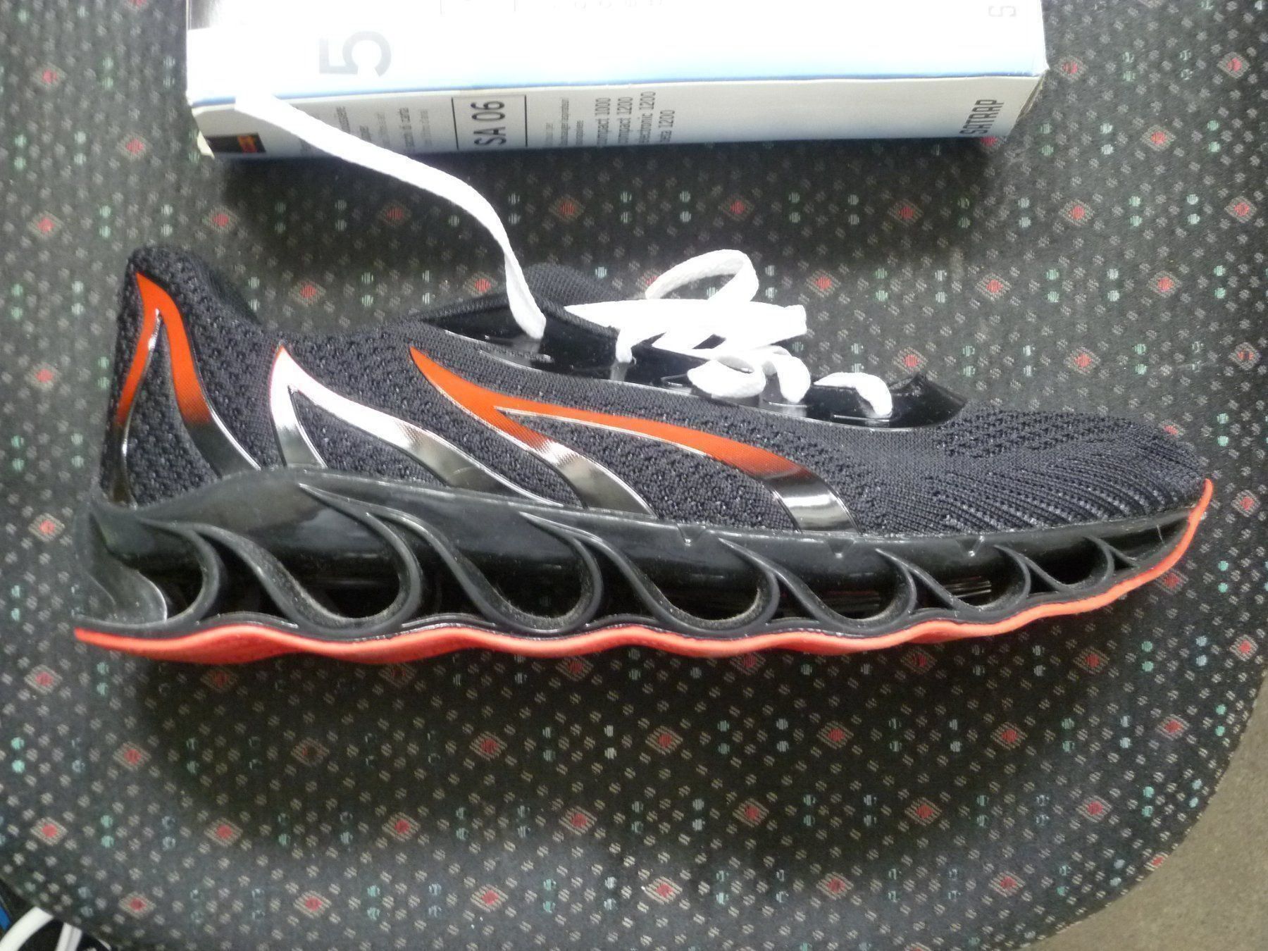 Scarpe da uomo: Sportschuhe Gr. 45 – Nuovo (secondo la descrizione) da Safenwil venduto da universum78
