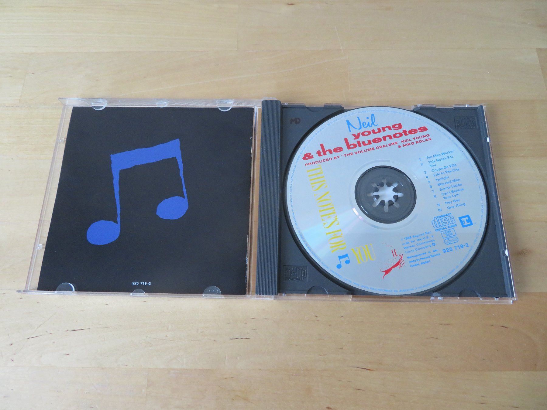 CD: NEIL YOUNG "This notes for you" – Usato da zürich venduto da Goldimmund 1