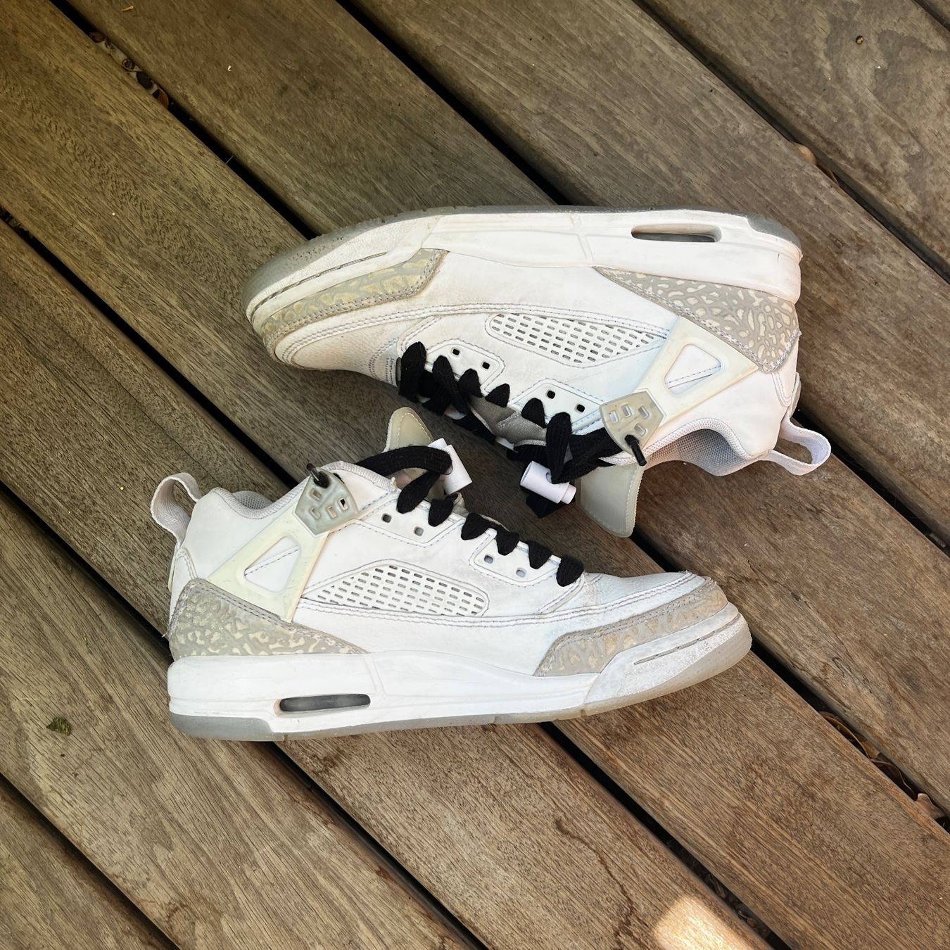 Jordan Scarpe per ragazzi: Nike Jordan Spitzike Low – Usato da Luzern venduto da ReaLou 1
