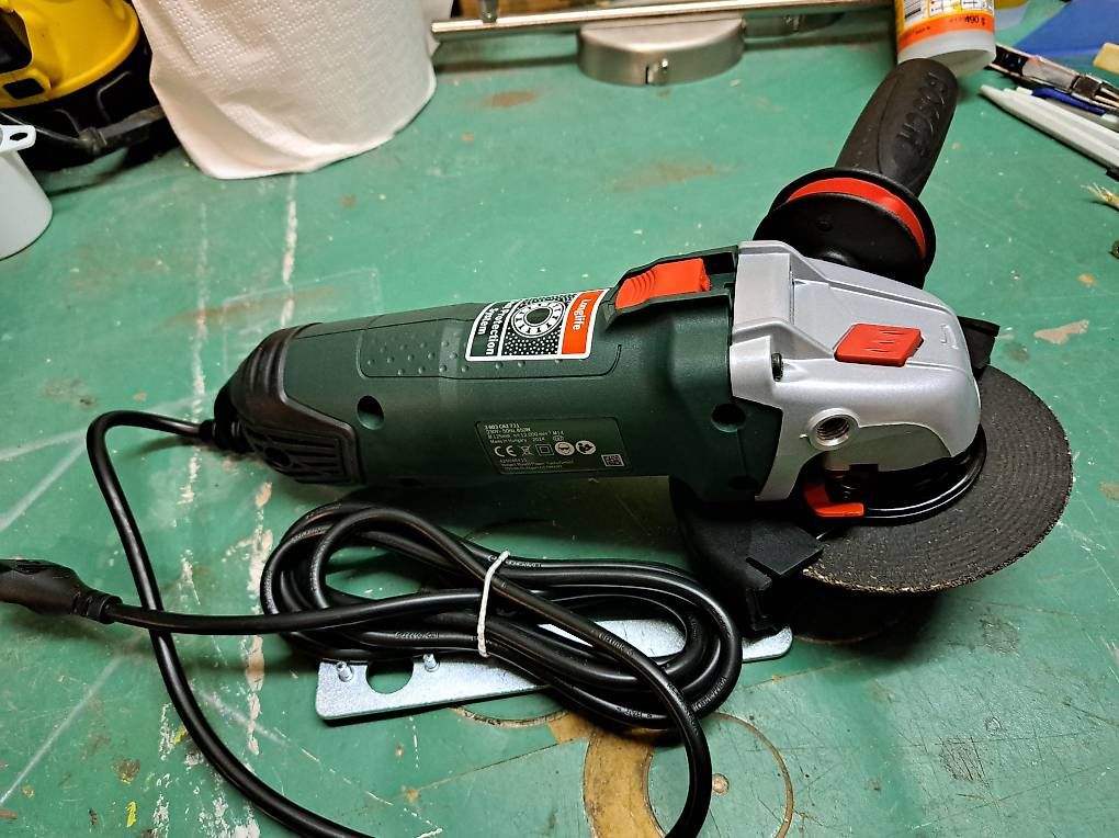 Alle Werkzeuge: Meuleuse, utilisée 1 fois – Gebraucht aus Vuadens von Piwu01 1