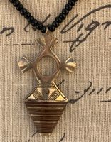 Splendide CROIX TOUAREG  vintage probable argent/bois