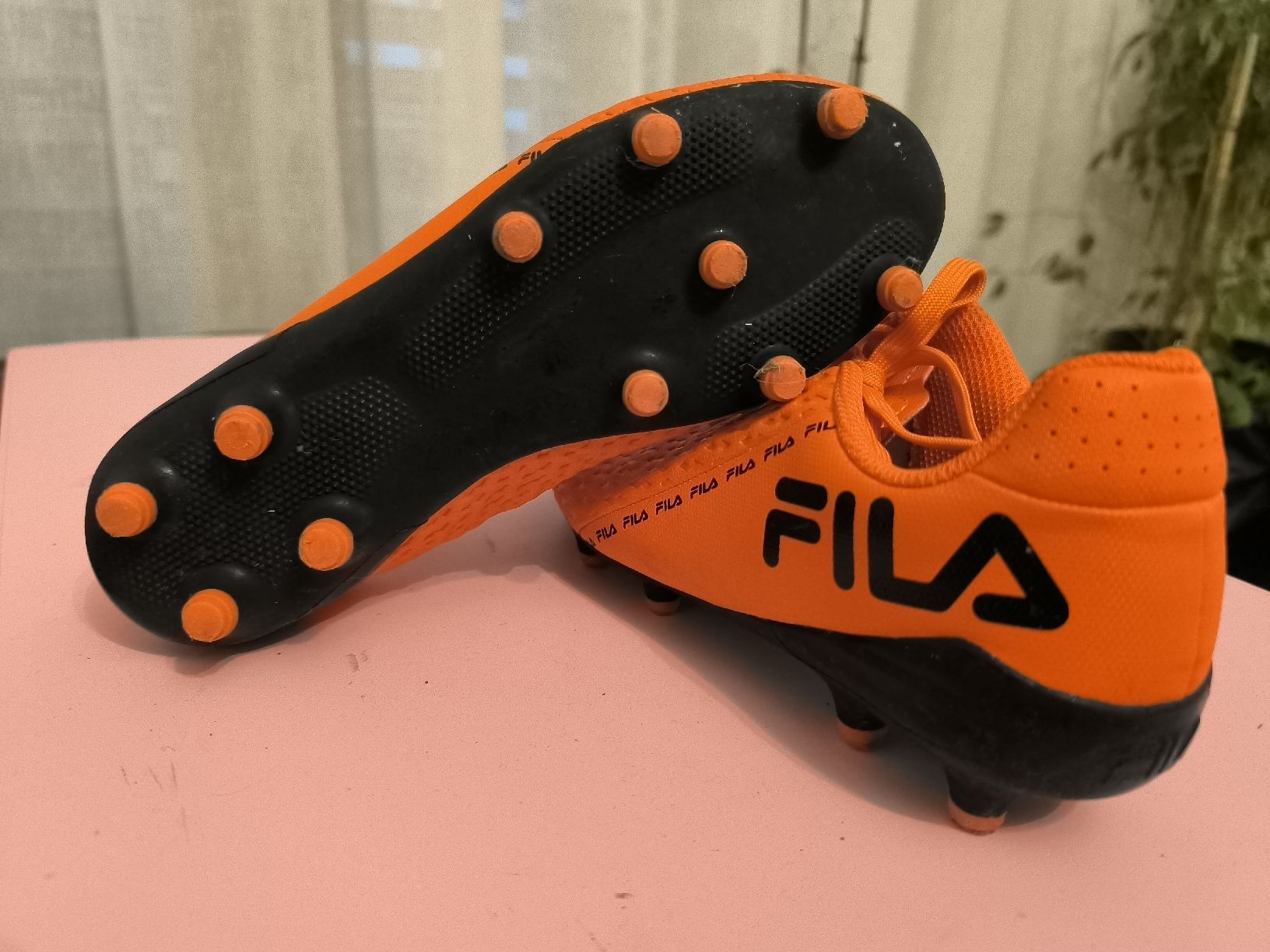 Fila Scarpe da uomo: Fila nocken Schuhe nr38 – Usato da Buchs SG venduto da Cor-Pie