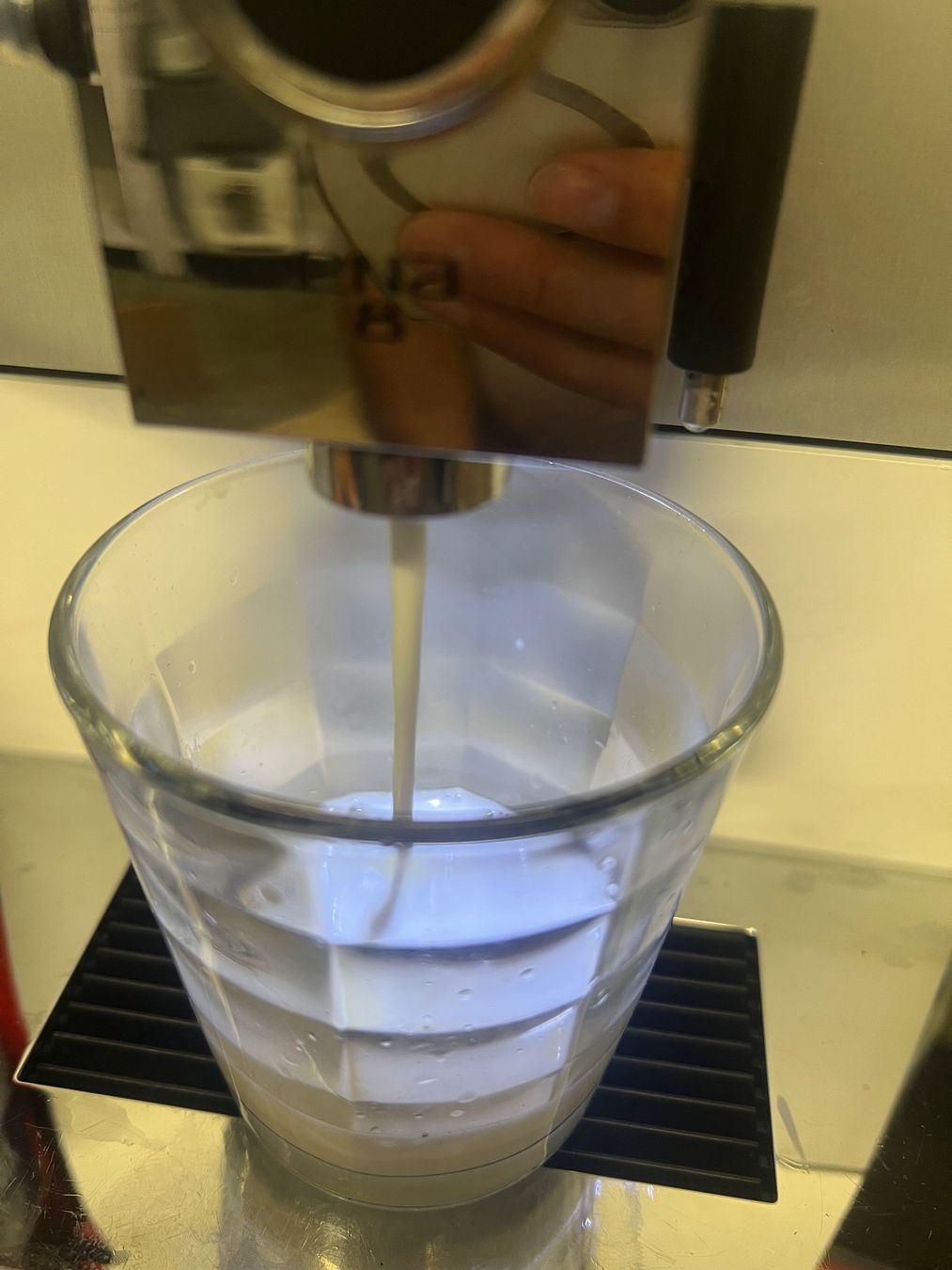Macchine per caffè & Macchine per espresso: Jura Ena 8  frisch revidiert – Usato da Adliswil venduto da 1sinisa1 7