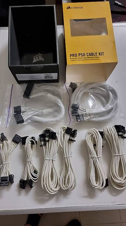 Corsair Cavi: Corsair Cable Kit – Nuovo (secondo la descrizione) da Unterengstringen venduto da Baldyman 1