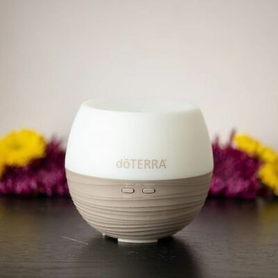 Doterra Diffusori di oli essenziali: dōTERRA PETAL Diffuser - NEU – Nuovo e nell'imballaggio originale da Arbedo venduto da nadia1973