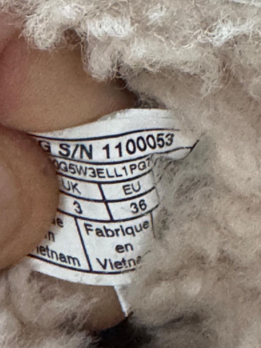 Ugg Scarpe per ragazze: UGG Schuhe Grösse 36 – Usato da Hettenschwil venduto da Lilifee12 4