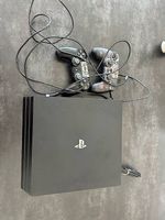 Play station PS 4 Pro controller 1 TB