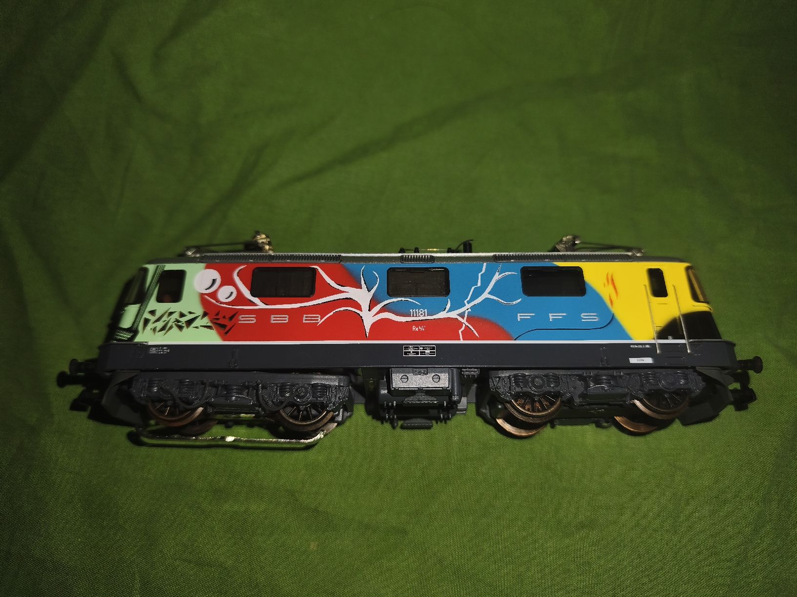 Hag Modellini di ferrovie: HAG RE 4/4 BOURRETE  – Nuovo (secondo la descrizione) da Windisch venduto da muratori4000