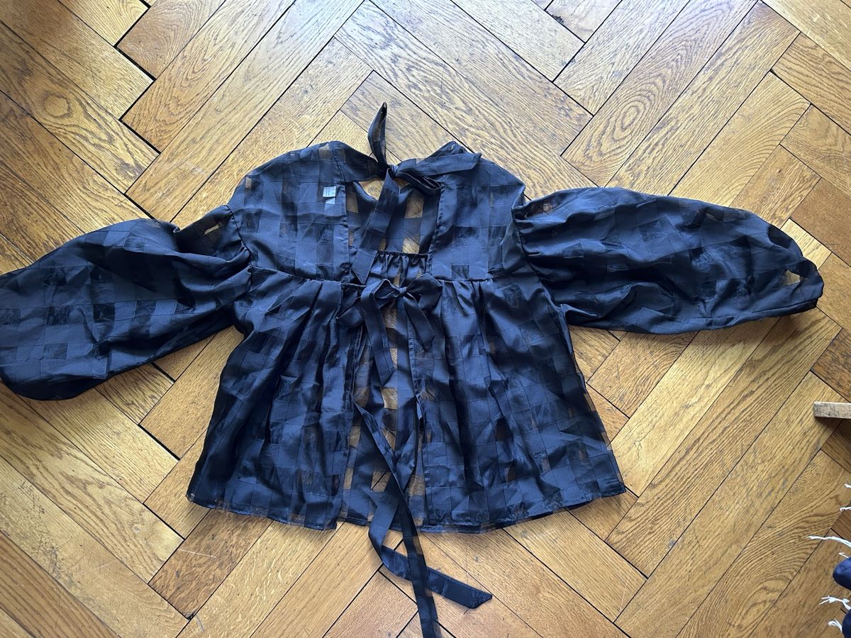 Asos Blusen: Bluse Rückenfrei Asos – Neu (gemäss Beschreibung) aus Schlieren von LucyGre 1