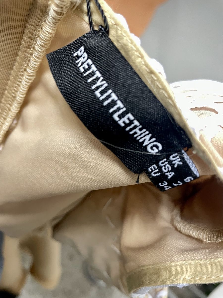 Vestiti: NEU mit Etikette Elegantes Spitzkleid – Nuovo e nell'imballaggio originale da Urdorf venduto da Anassor 7