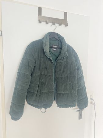 Winter Jacke Cord Chicoree Grün Grösse M - Top Zustand!