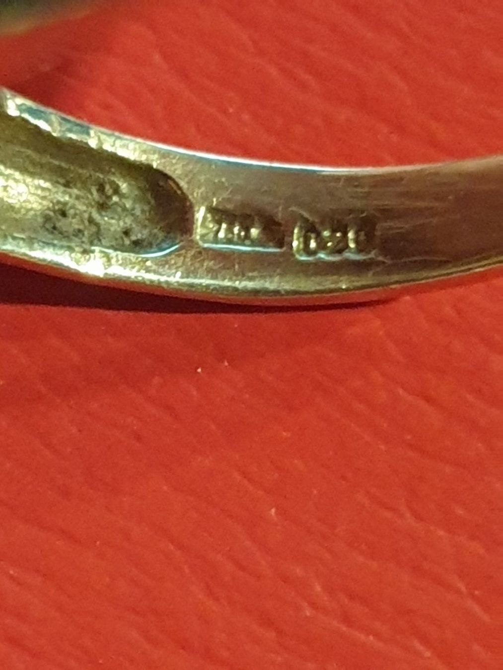 Ringe: Goldring 750er mit 3 Brillanten – Gebraucht aus Belp von Ginus85 2