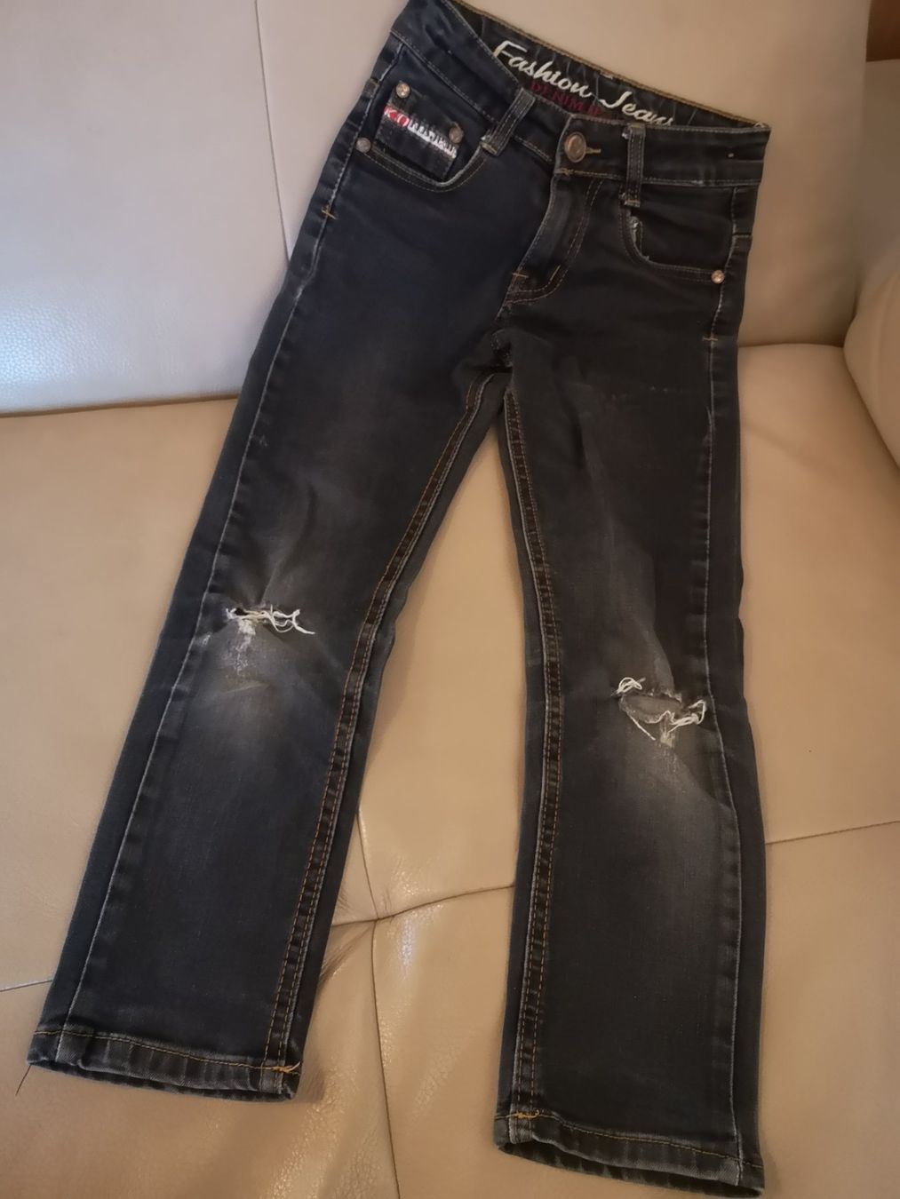 Pantalons: Jeans 8j – D'occasion à Vordemwald par Esel04