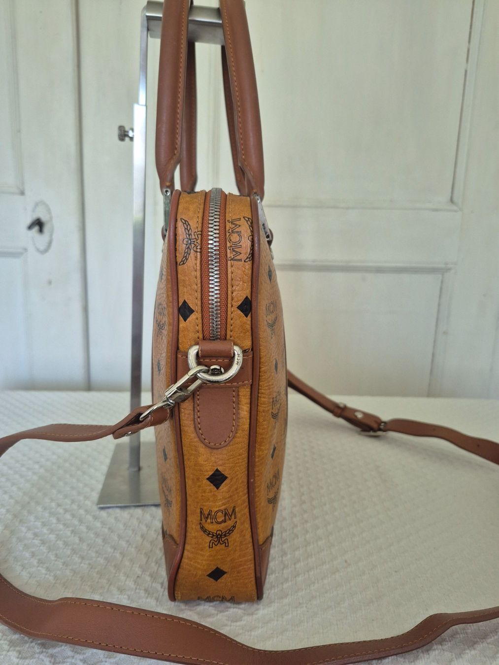 Mcm Borse da donna: MCM Messenger / Document Bag – Usato da Dottikon venduto da Pega7 5