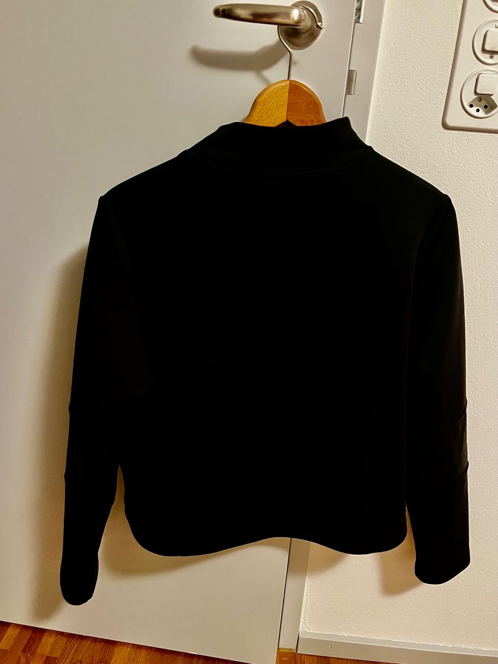Puma Giacche: PUMA TRAINING Damen Moto Jacket-Schwarz – Usato da Aarau venduto da M218 7