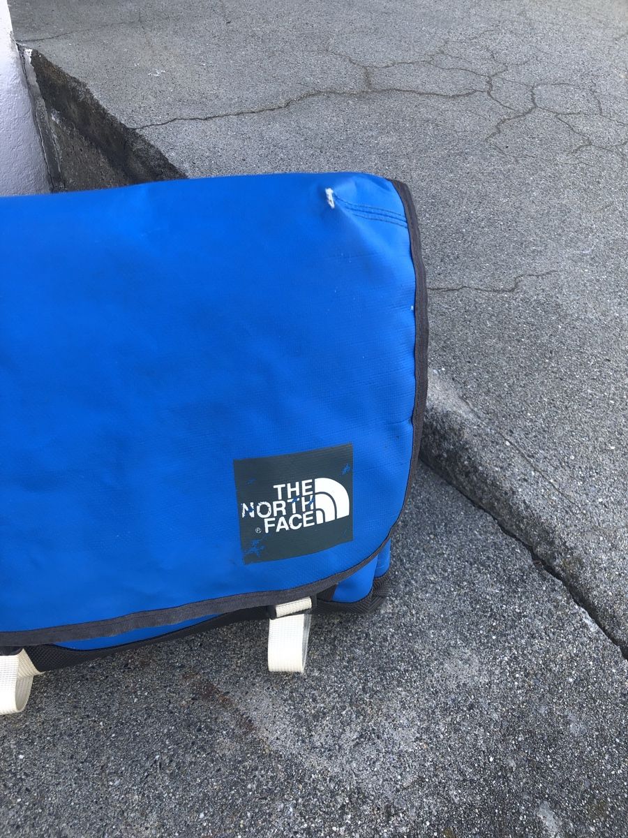 North Face Borse: North Face Umhängetasche – Usato da Fribourg venduto da ann_l9b7 2