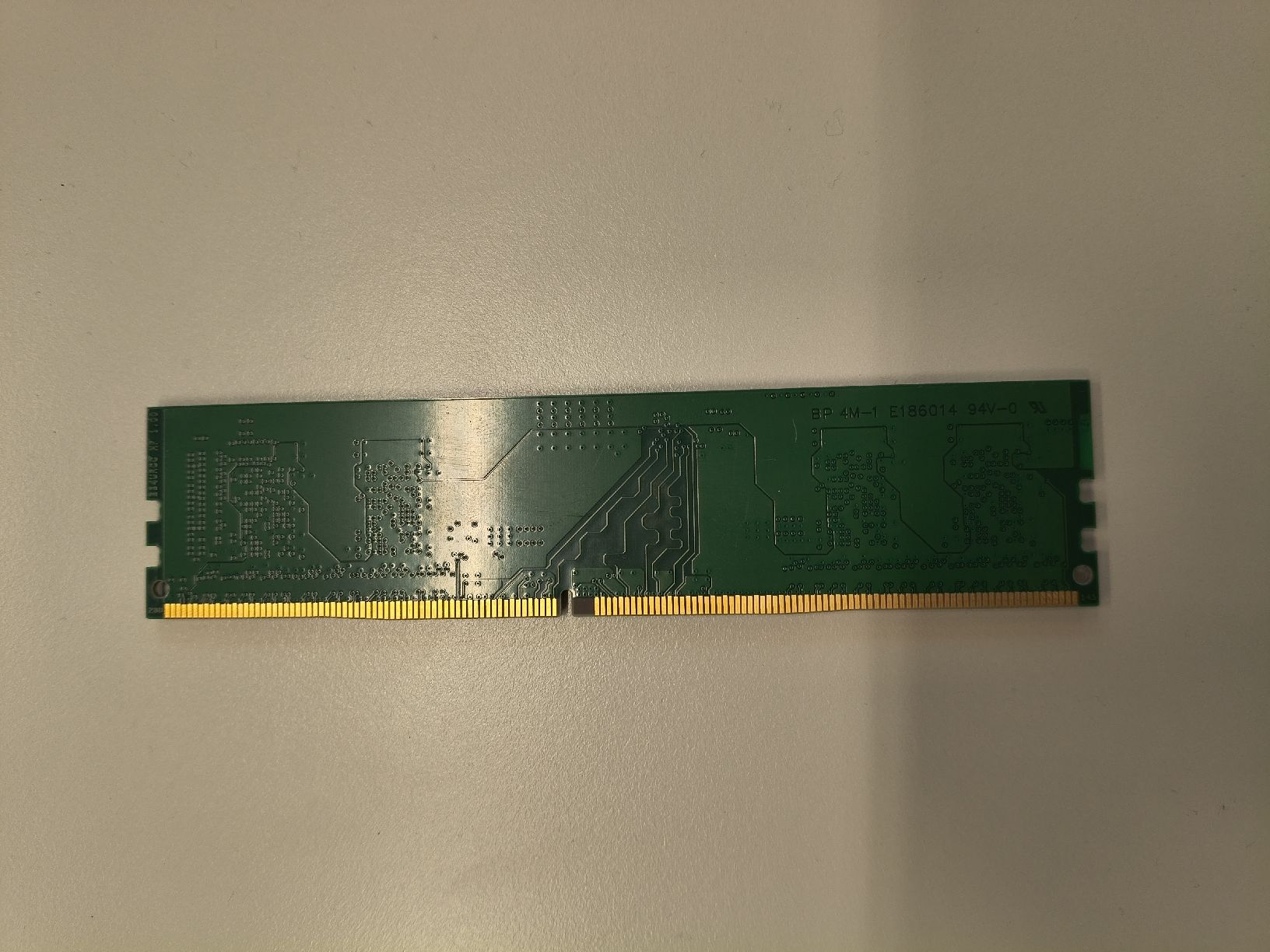 Memoria / RAM: 2GB DDR4 RAM Stick - Untested - Shipping! – Difettoso da Zürich venduto da TrainLine 1