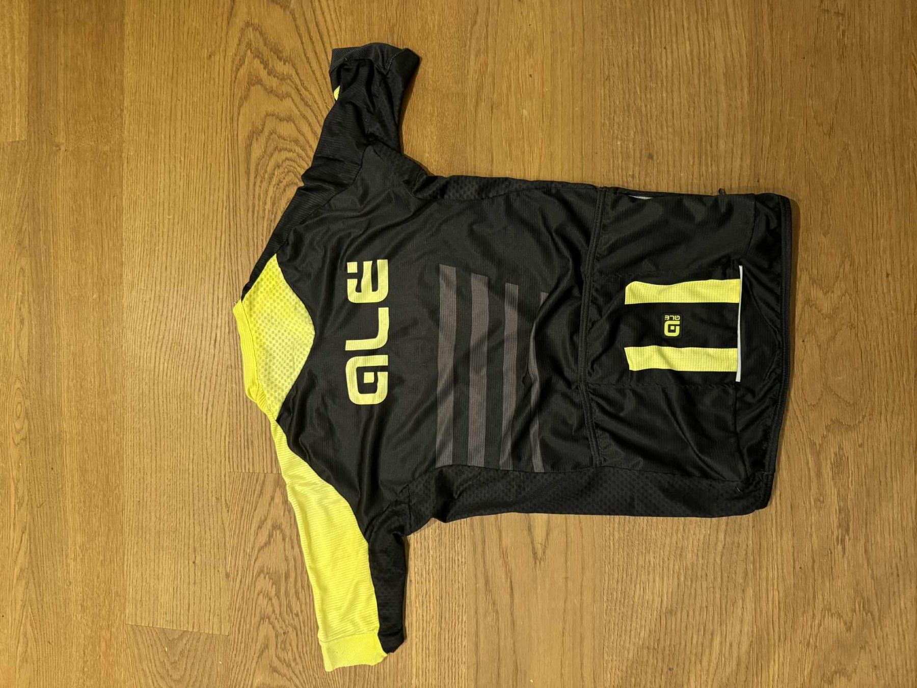 Canottiere & Pantaloni: Jersey - Velotrikot Ale Grösse S – Usato da Ennetbaden venduto da str_fmz5 1