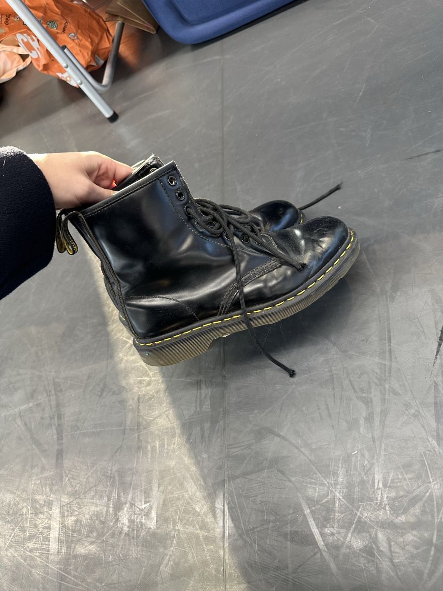 Dr. Martens Damenschuhe: Dr. Martens - Bottes en cuir – Gebraucht aus Boudry von bog_khy5 5