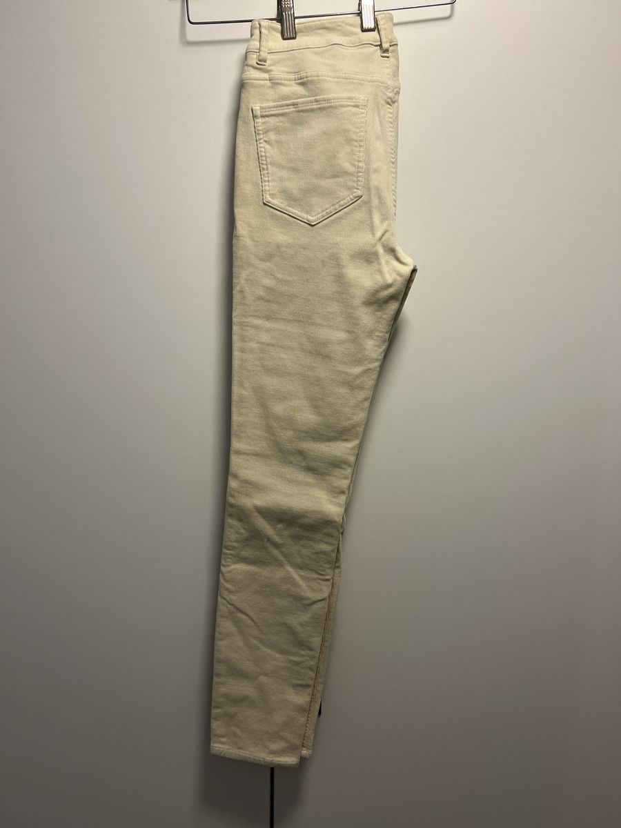 Massimo Dutti Pantaloni: Massimo Dutti white corduroy trousers, size 36 – Usato da Zürich venduto da son_f7qw 4