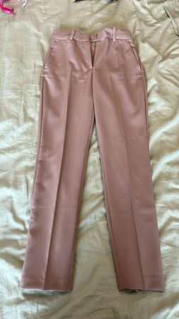Elegante, beige Stoffhose, Grösse 36 - Ideal im Frühling