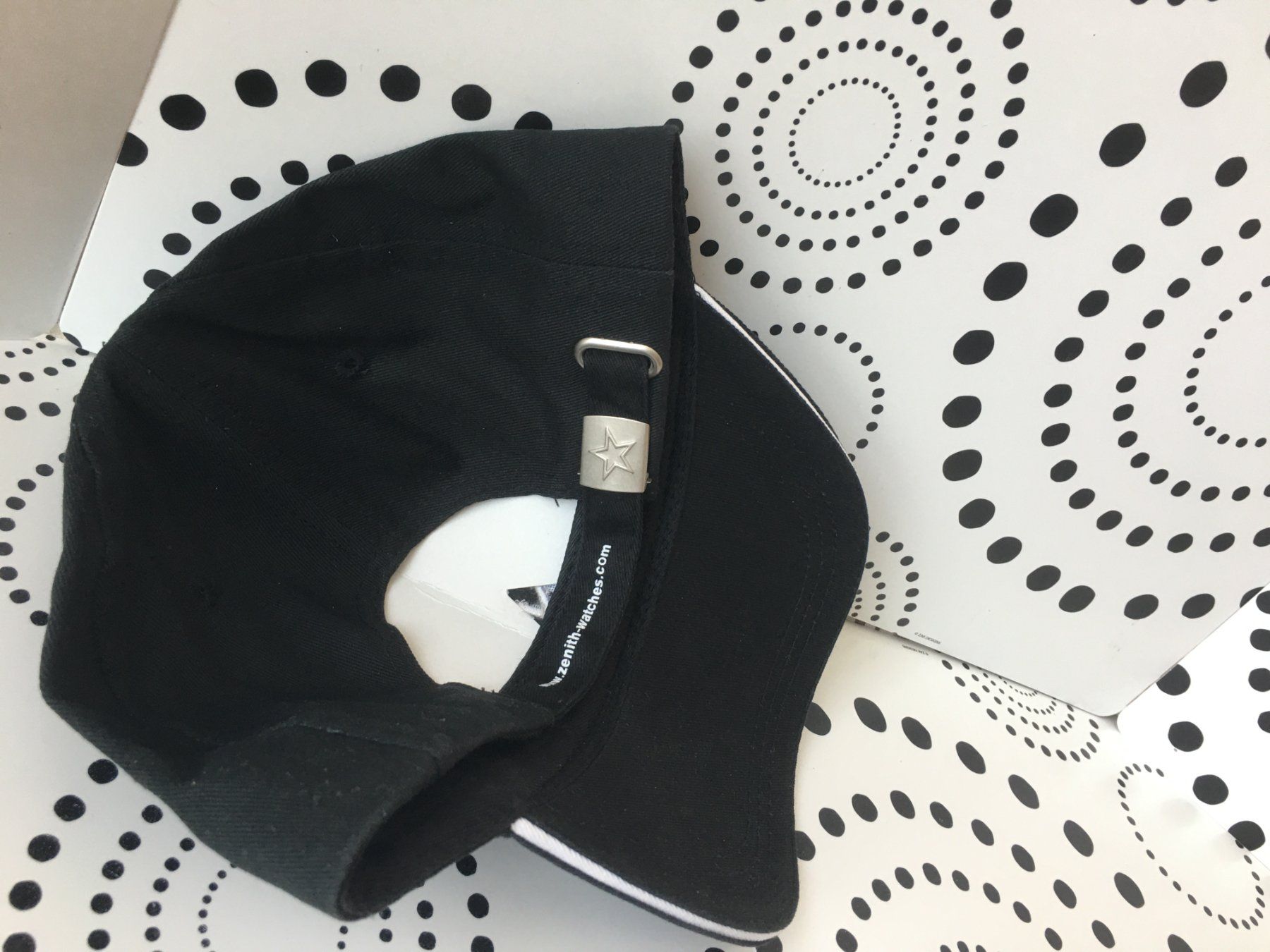 Altro in  Abbigliamento & Accessori: ZENITH - CAP - CASQUETTE - KAPPE - MÜTZE - NEW !!! – Nuovo e nell'imballaggio originale da Epalinges venduto da dream-watch 3