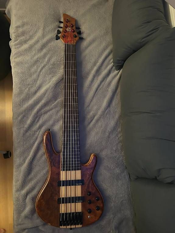 Strumenti musicali: H&K 7String Fretless Bass – Usato da Lengnau AG venduto da tonnerrek