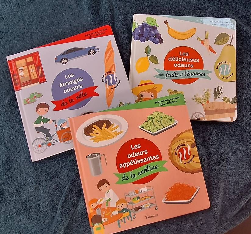 Libri: 3 livres avec de vraies odeurs – Usato da La Chaux-de-Fonds venduto da kellina 4