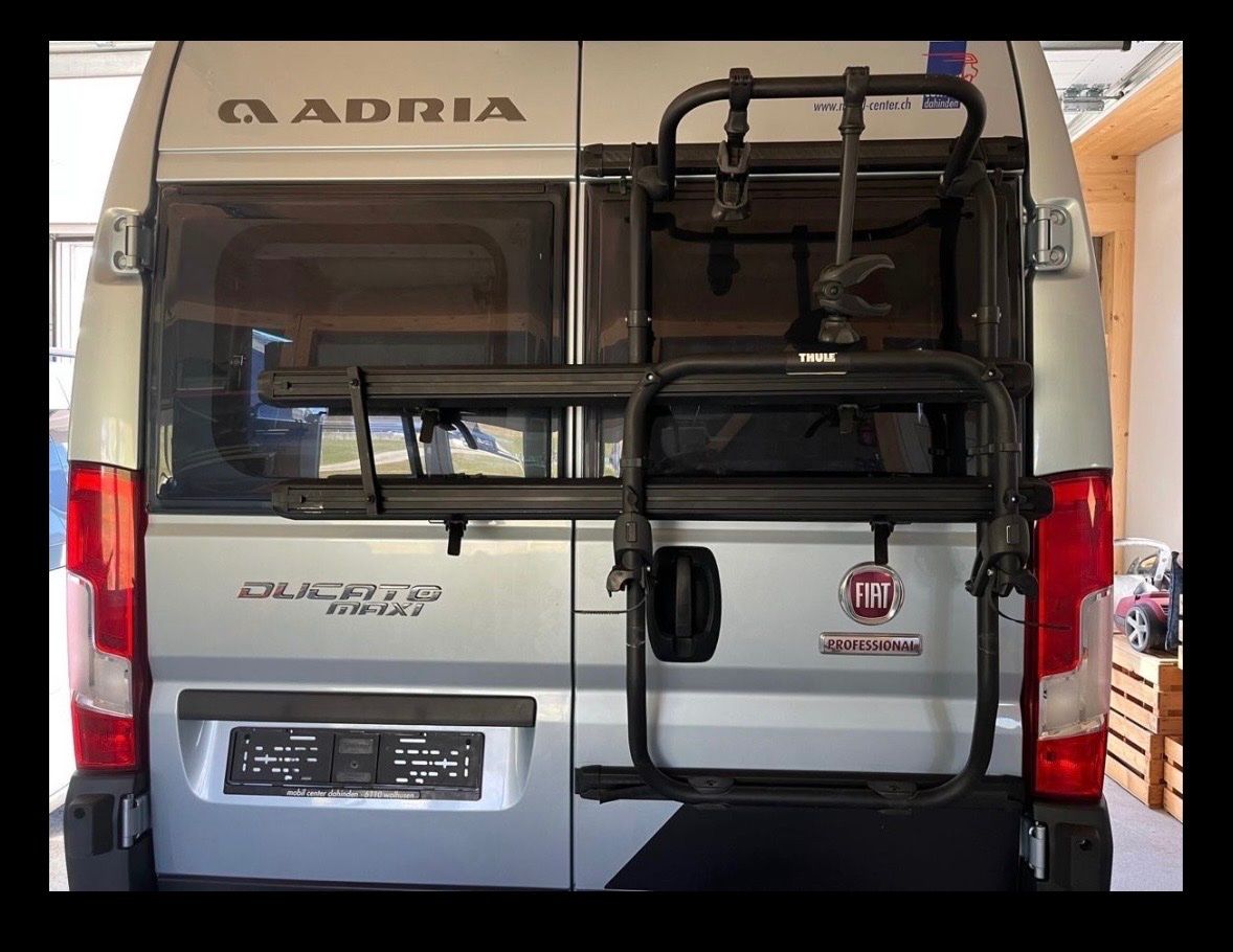 Thule Portapacchi: Thule Elite Van XT Heck Fahrradträger – Usato da Diepoldsau venduto da dluechinger 2