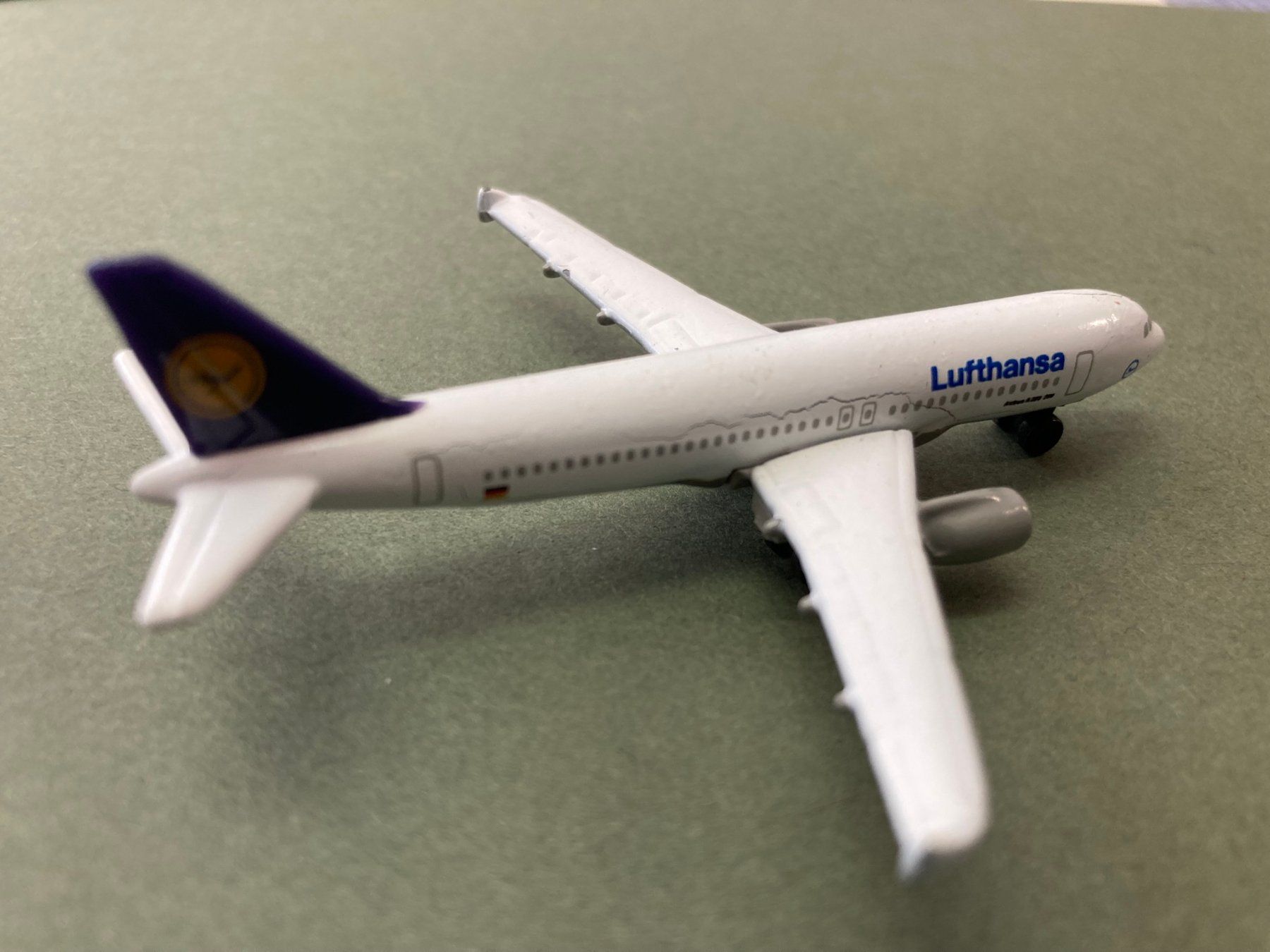 Siku Kits de montage: Modellflugzeug A320 Lufthansa – D'occasion à Richterswil par Nathan_adler