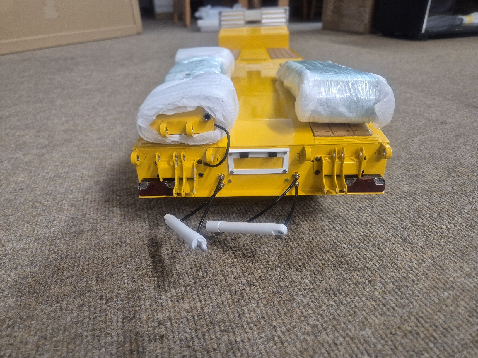 Modellismo RC: Lesu 4-Achs Tieflader – Nuovo e nell'imballaggio originale da siebnen venduto da Ferraridino 3