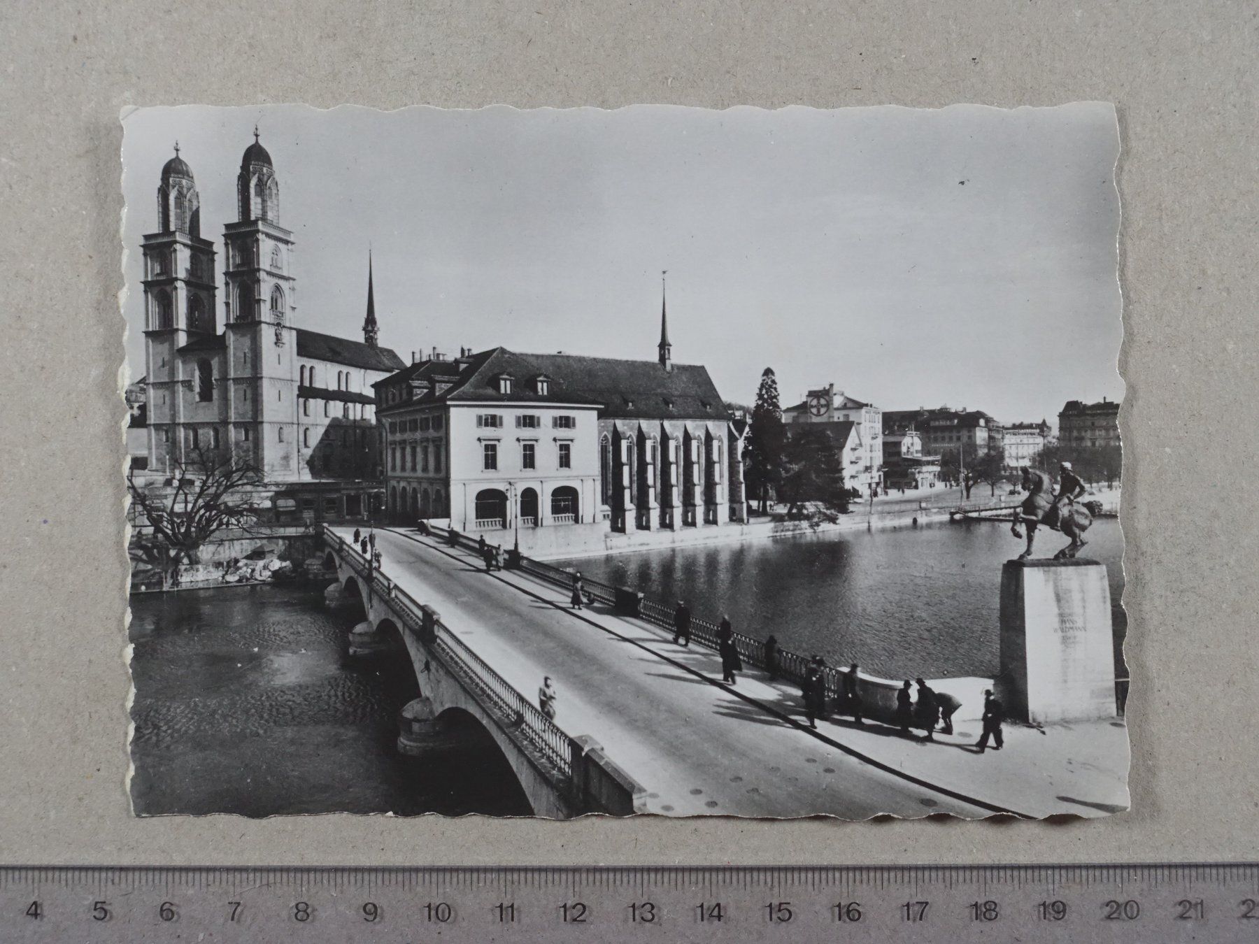 Ansichtskarten: Zürich, Helmhausbrücke – Gebraucht aus Lenzburg von fh1