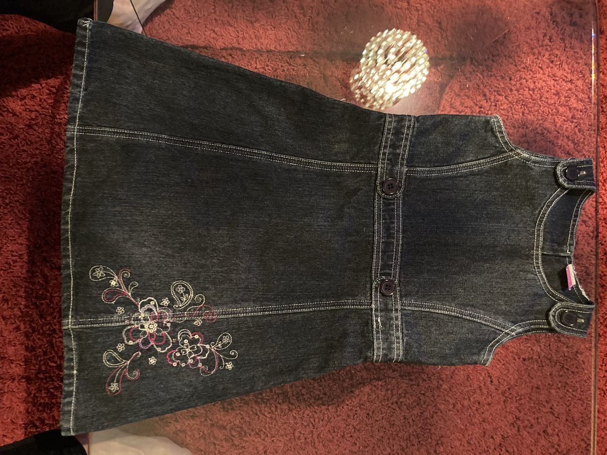 Vestiti & Gonne: Jeans Rock mit Tshirt 104 – Nuovo (secondo la descrizione) da Kesswil venduto da Branca-01 1