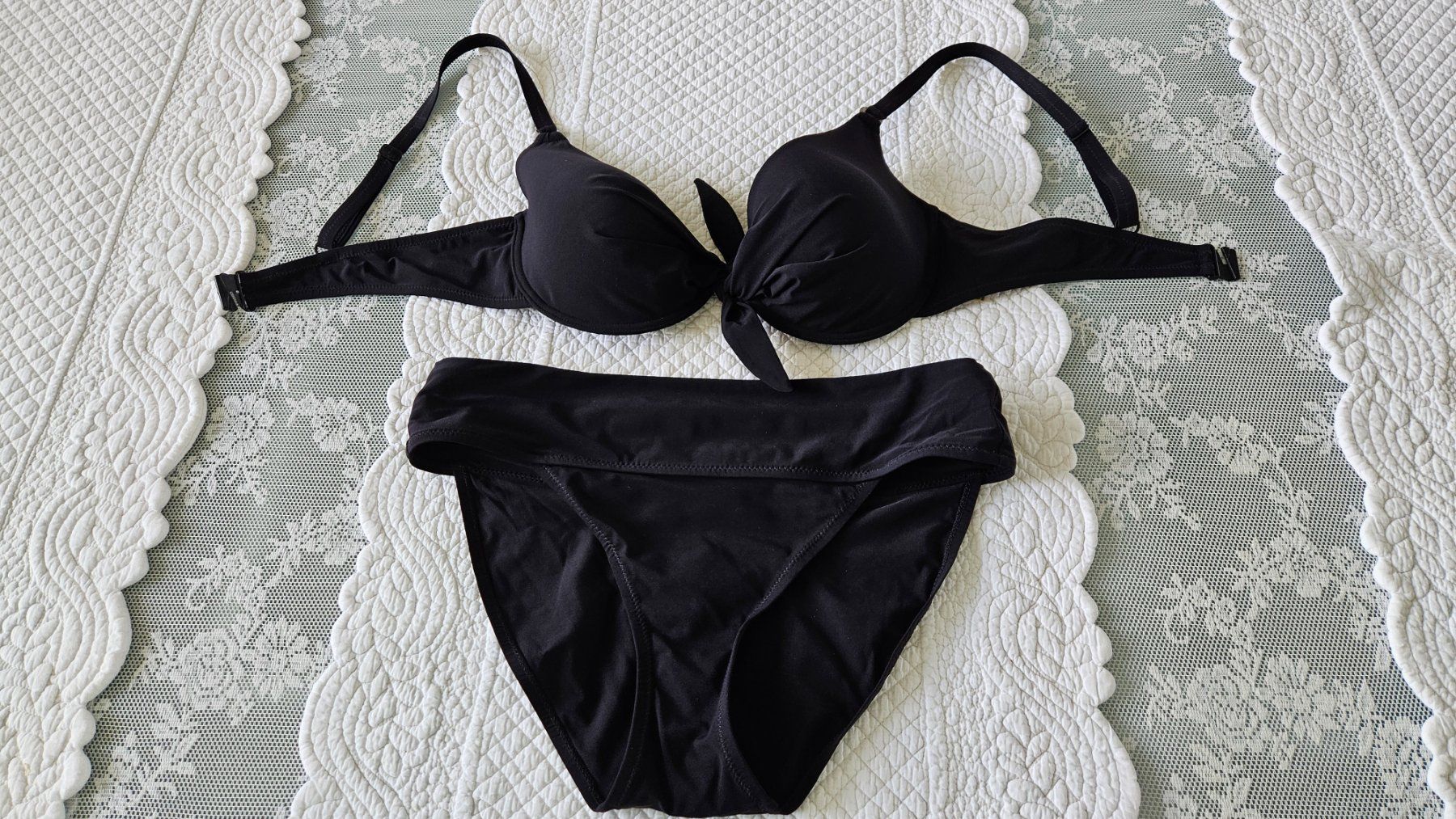 Calida Badekleider & Bikinis: Bikini Schwarz Gr. 40 / L Calida D-Cup – Gebraucht aus Gossau ZH von fashiontwo