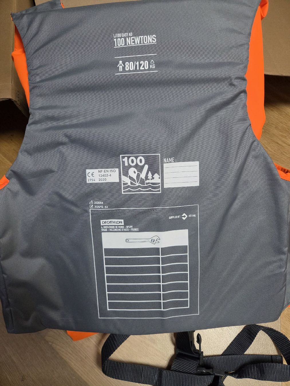 Decathlon Gilets de sauvetage: Rettungsweste Decathlon Erwachsene 100 Newton – Neuf (Voir description) à Schlieren par fabianus_maximus 3