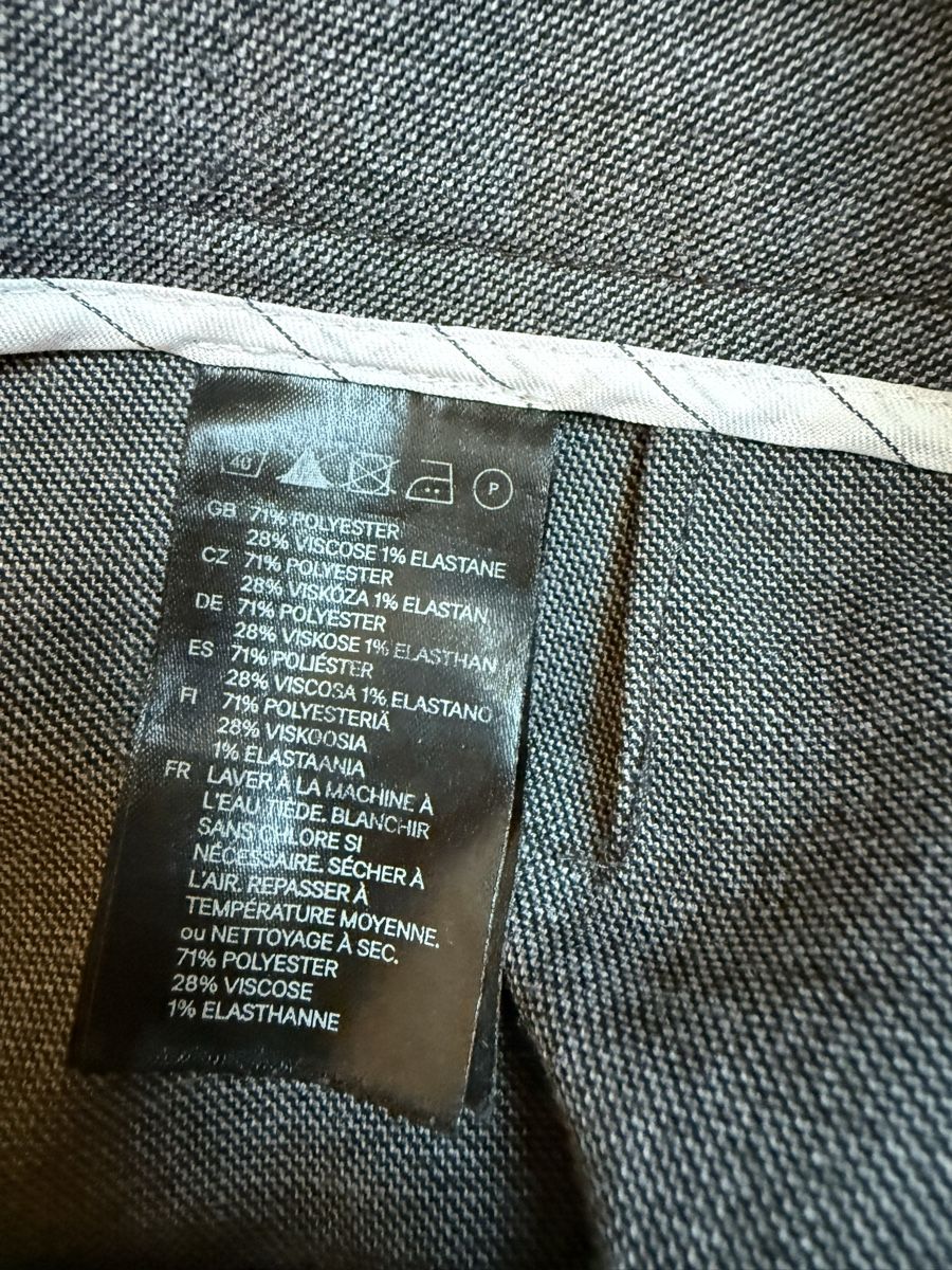 H&M Pantaloni: Pantalon classique gris H&M, t.38/M – Usato da Tavannes venduto da Thriftshop 5