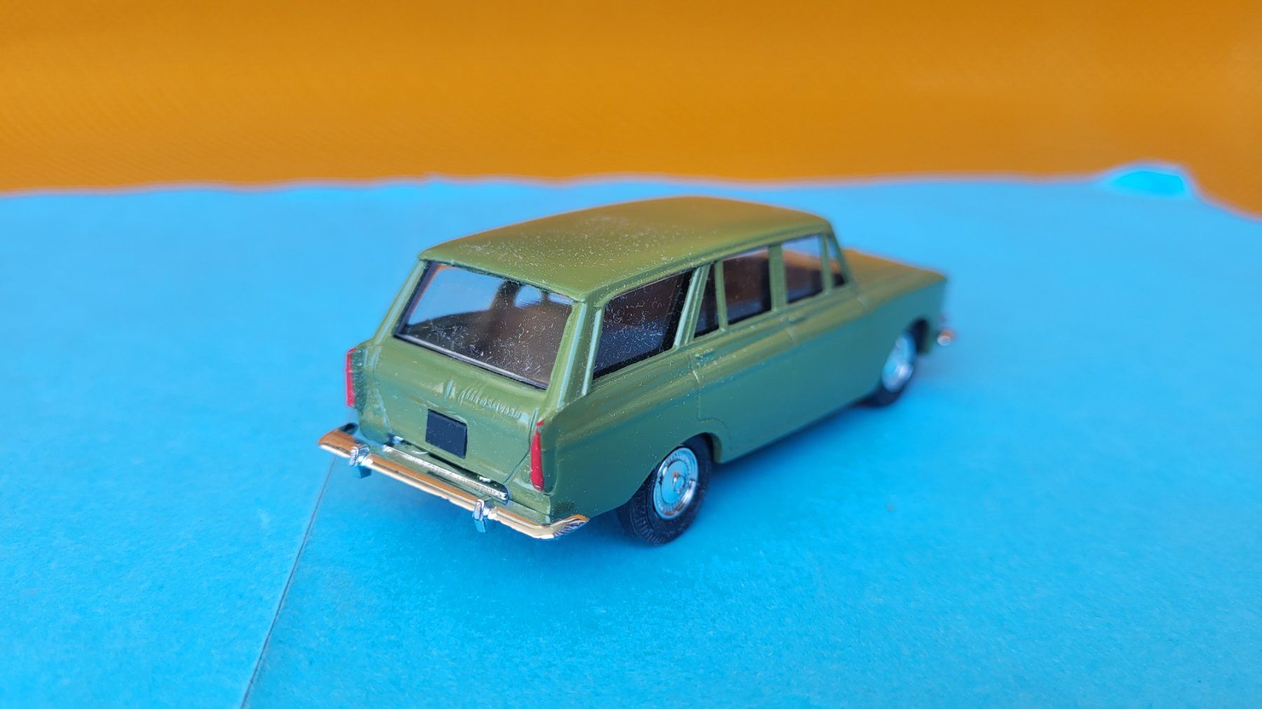 Voitures modèles: Moskwitch 427 break 1:43 – Neuf (Voir description) à Domdidier par Bimbo57 5