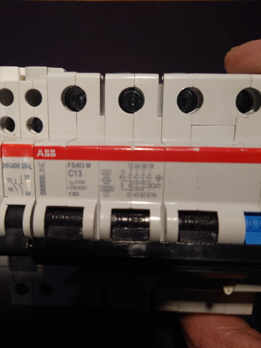ABB Alimentazione elettrica: ABB FI-Schutzschalter C13 3-polig – Usato da Remetschwil venduto da Jelsch 2