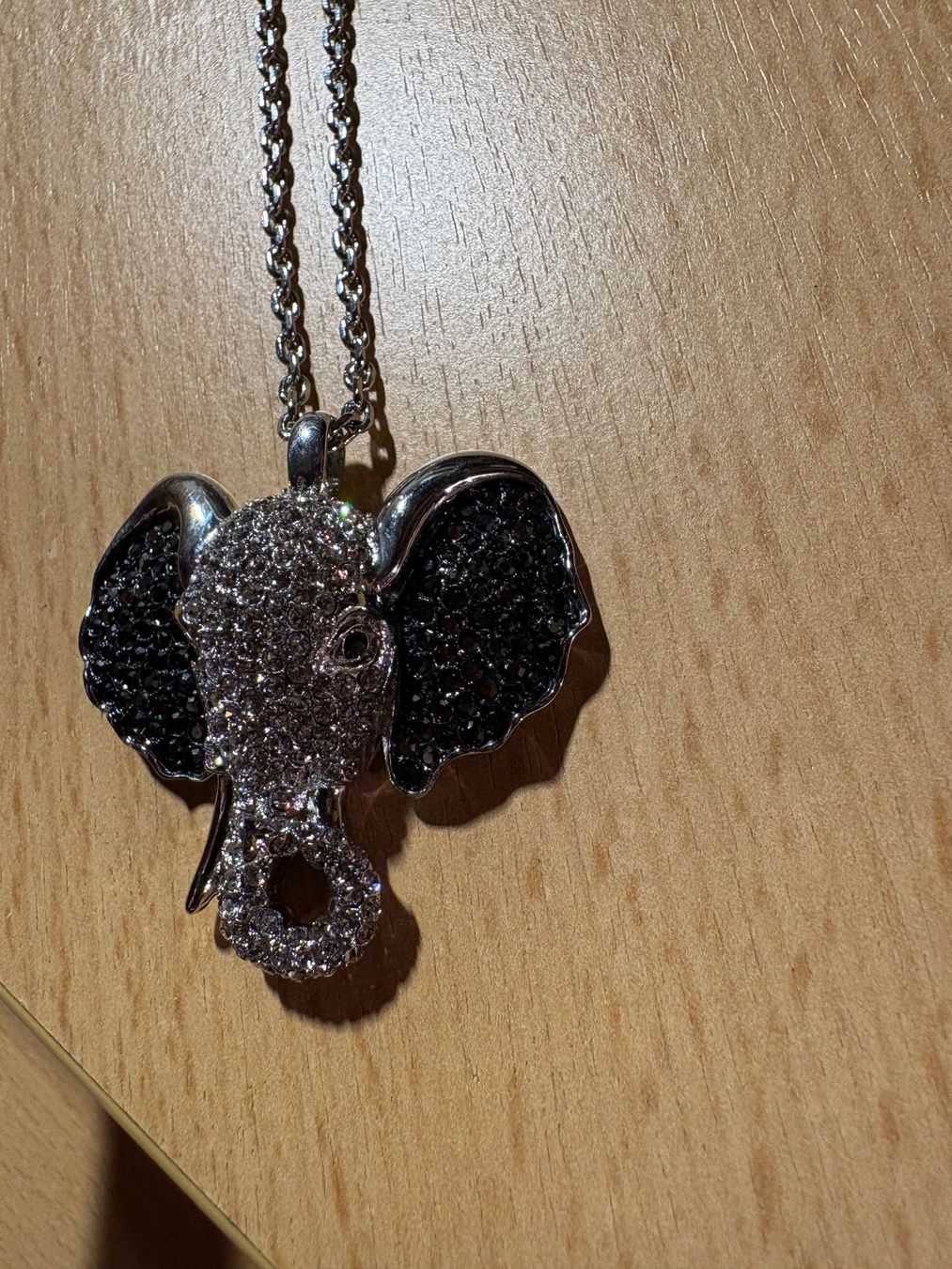 Pendentifs: Modeschmuck Elefant – D'occasion à Teufen AR par python03 3