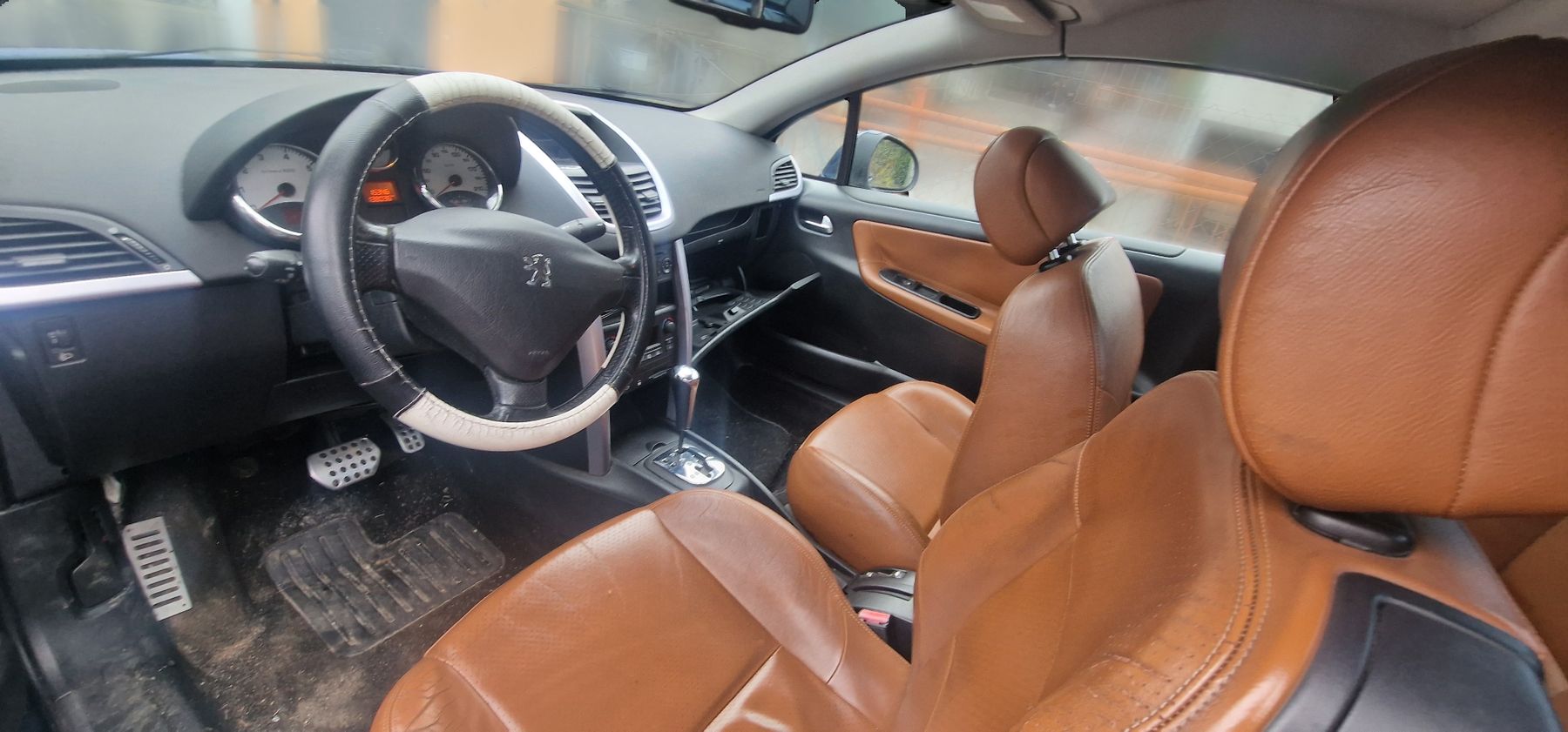 Peugeot Autos: Peugeot 207 CC 1.6 16V – Defekt aus Giubiasco von AUTOTECNICA 8